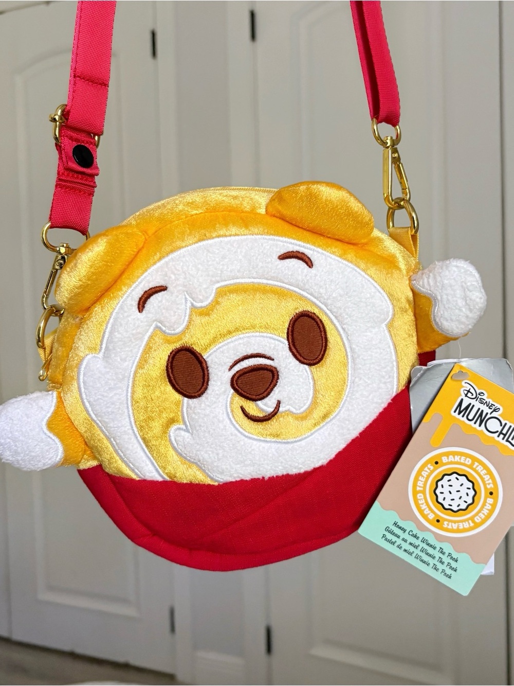 Disney Munchlings Yellow, White & Red Plush Crossbody Bag Winnie the Pooh Honey
